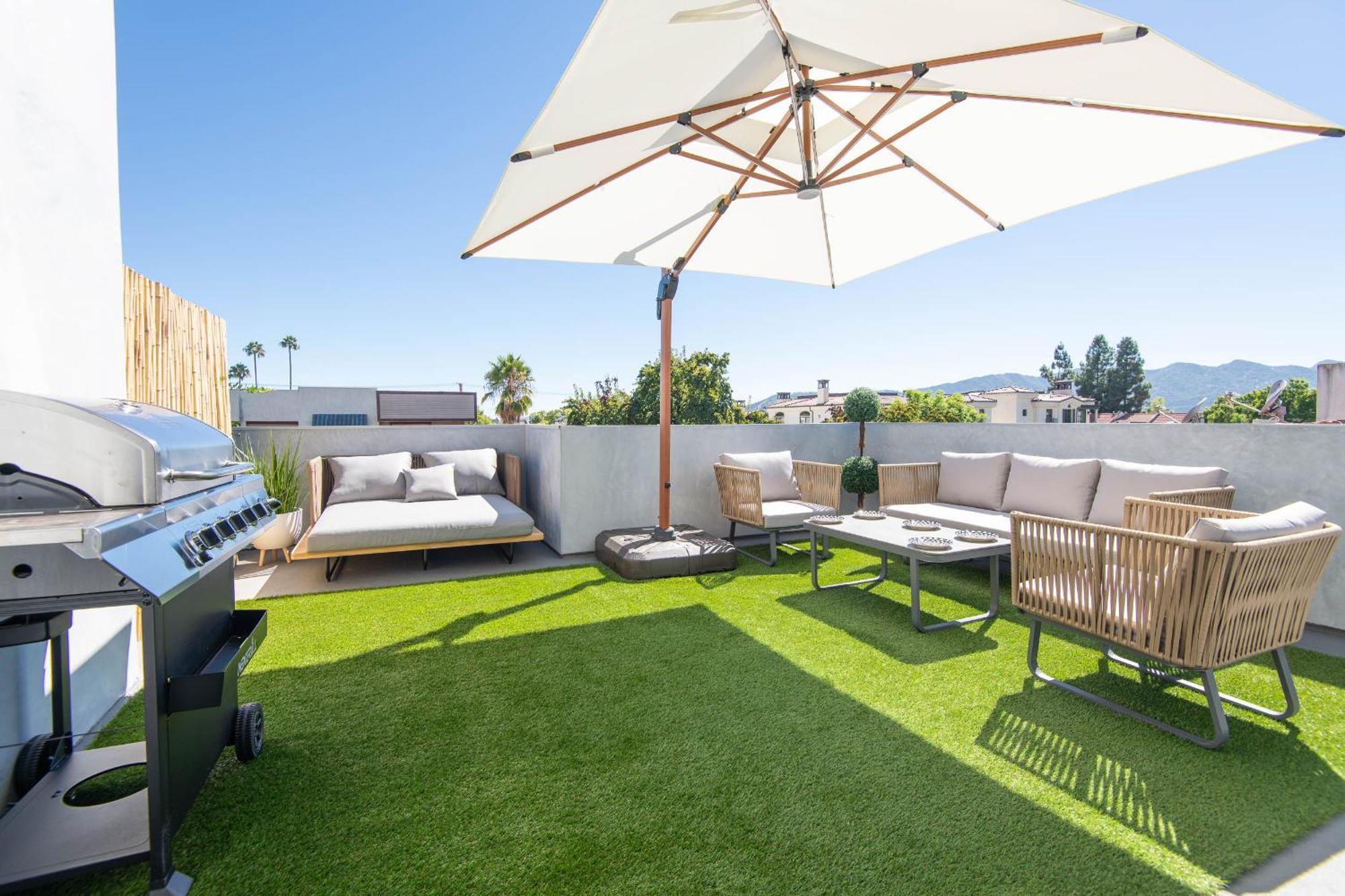 Regency Modern Apartments Glendale Bagian luar foto